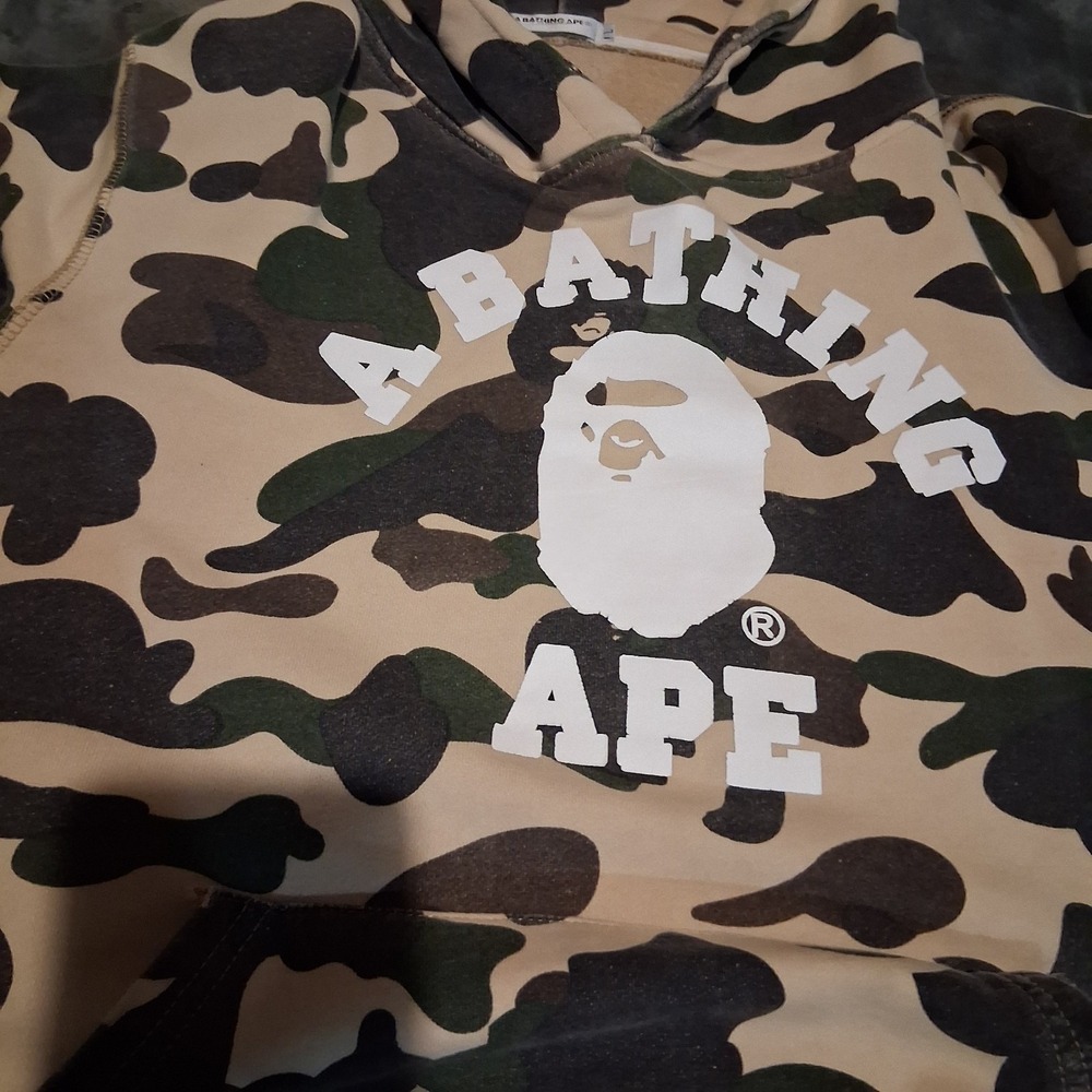 A Bathing Ape BAPE Camo Hoodie Size Large Gorilla Logo College Pullover OBO - Picture 14 of 15